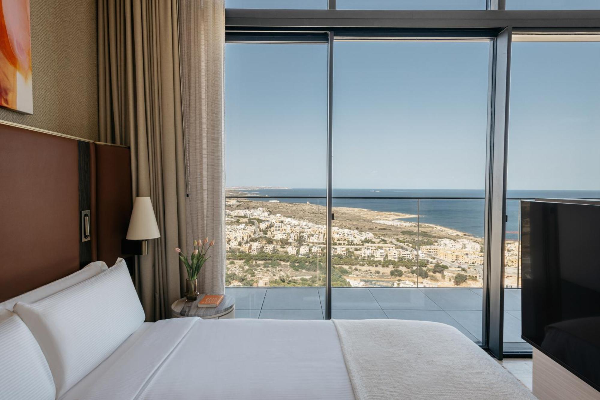 Hotel Me Malta By Melia San Giuliano Esterno foto