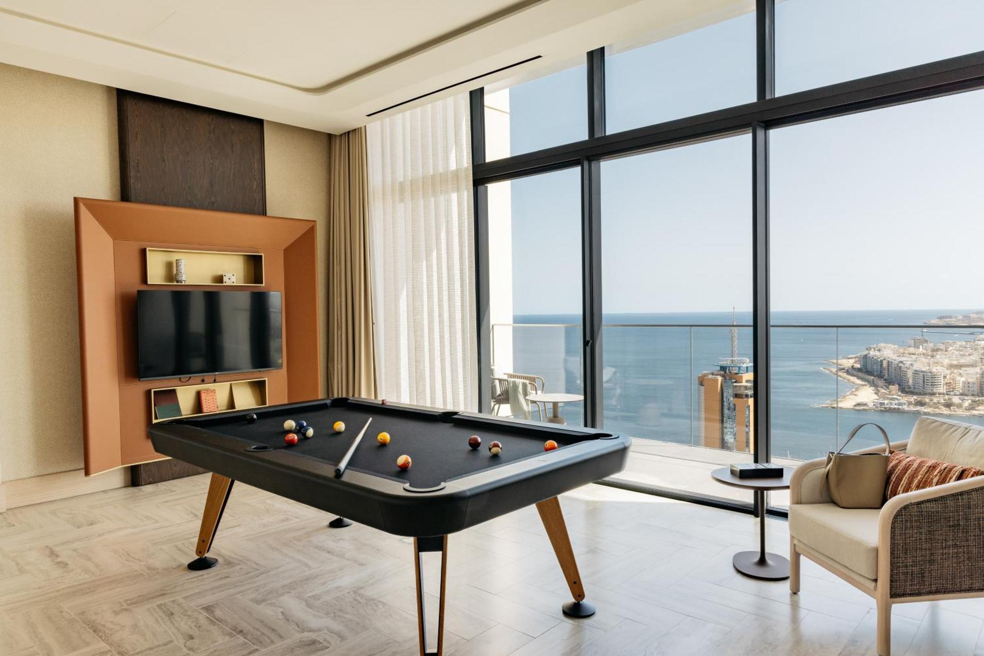 Hotel Me Malta By Melia San Giuliano Esterno foto